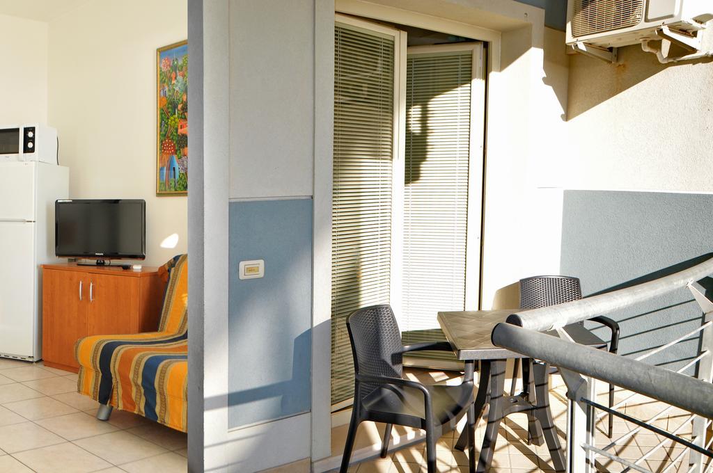 Isola Di Pasqua Apartment กาออร์เล ภายนอก รูปภาพ